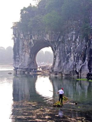 Elephant Trunk Hill'nin Efsanevi Manzaraları ve Mistik İzleri Keşfedin!