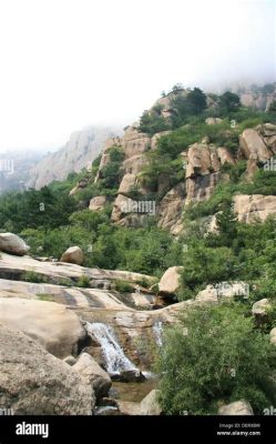  Qinglong Mountain National Forest Parkı Gizemli Şelaleler ve Muhteşem Manzaralarla Bekliyor!