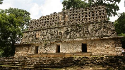 Yaxchilan Piramidi ve Güneş Tanrıçası'nın Gizemli Kehanetleri!